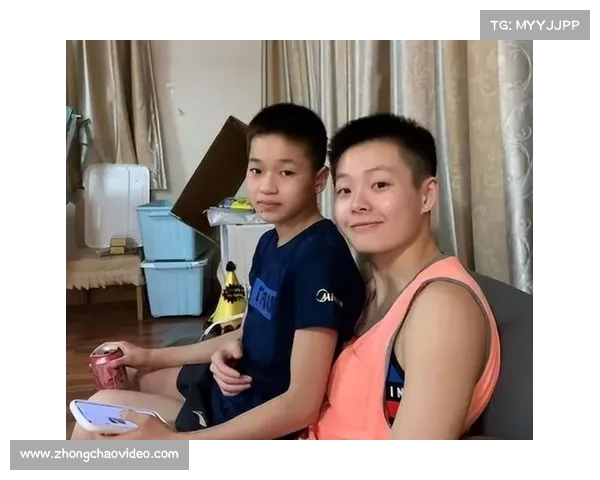 世界泳联发布年度最佳运动员画像 陈艺文南非艺术品珍藏引关注 世界泳联发布年度最佳运动员画像 陈艺文南非艺术品珍藏引关注